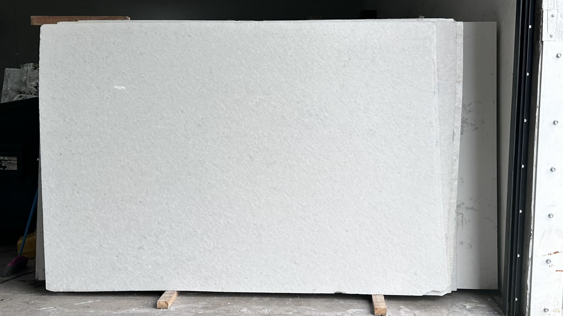 MARBLE SLABS WHITE CRYSTAL 2CM FOR KITCHEN COUNTERTOPS 