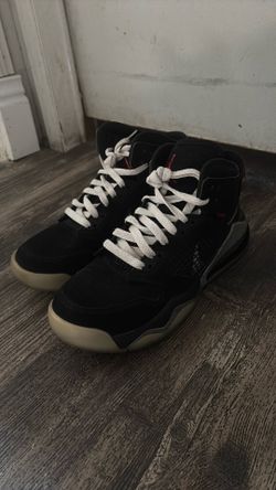 Nike Jordan Mars 270