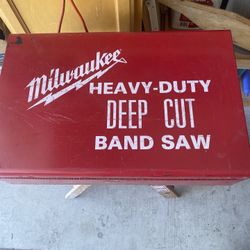 Milwaukee Heavy Duty Metal Band Saw