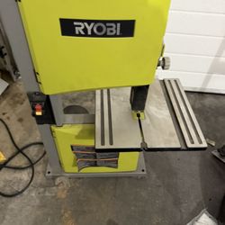 Bandsaw 