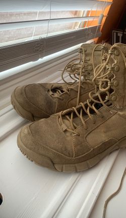 Oakley boots size 6.5
