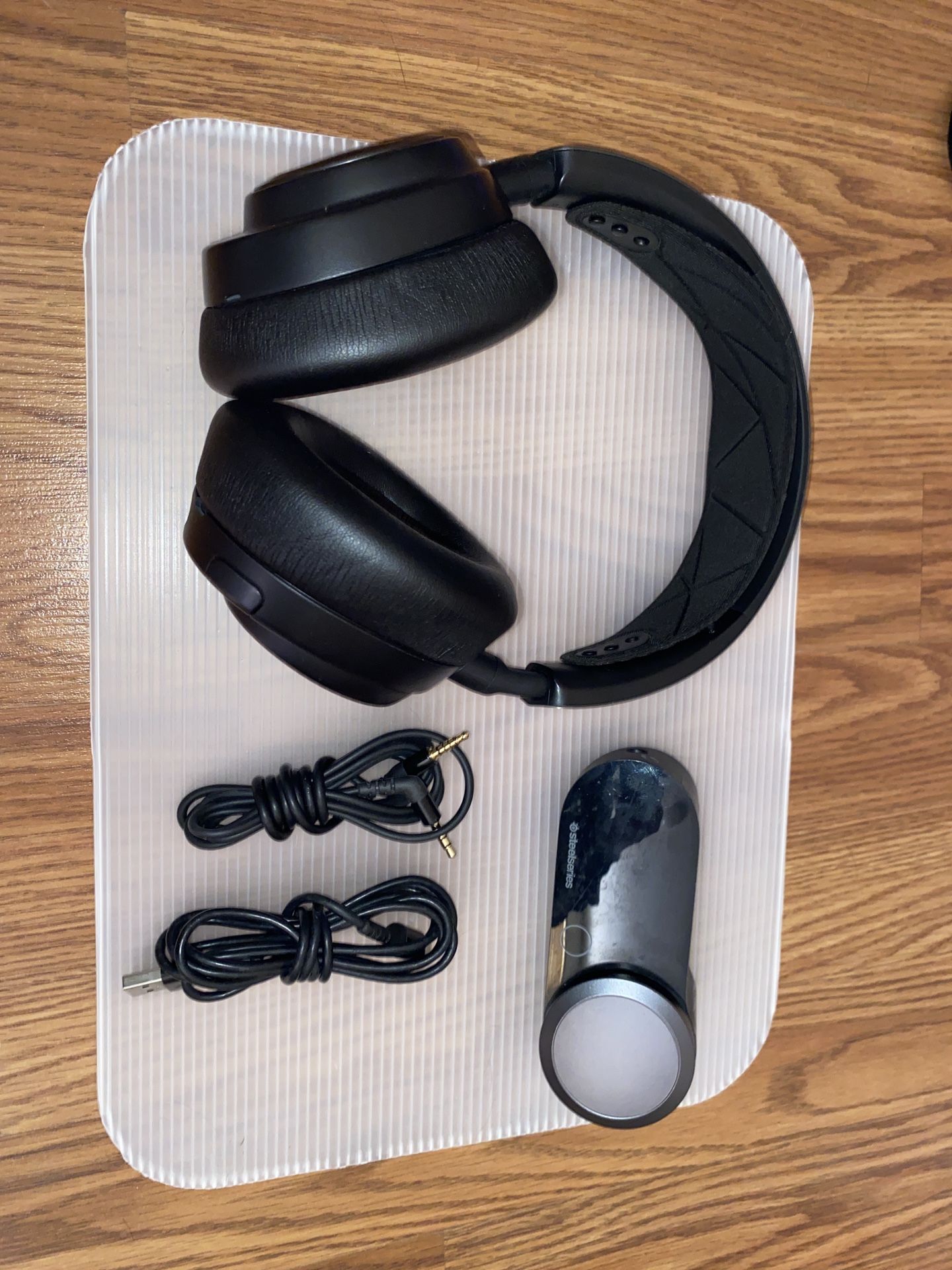 SteelSeries Arctic’s Nova Pro Wired Headset - $120