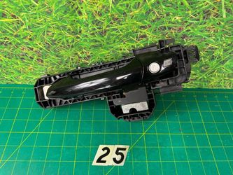 2012-2018 Mercedes CLS550 Front Left Side Exterior Door Handle Black OEM