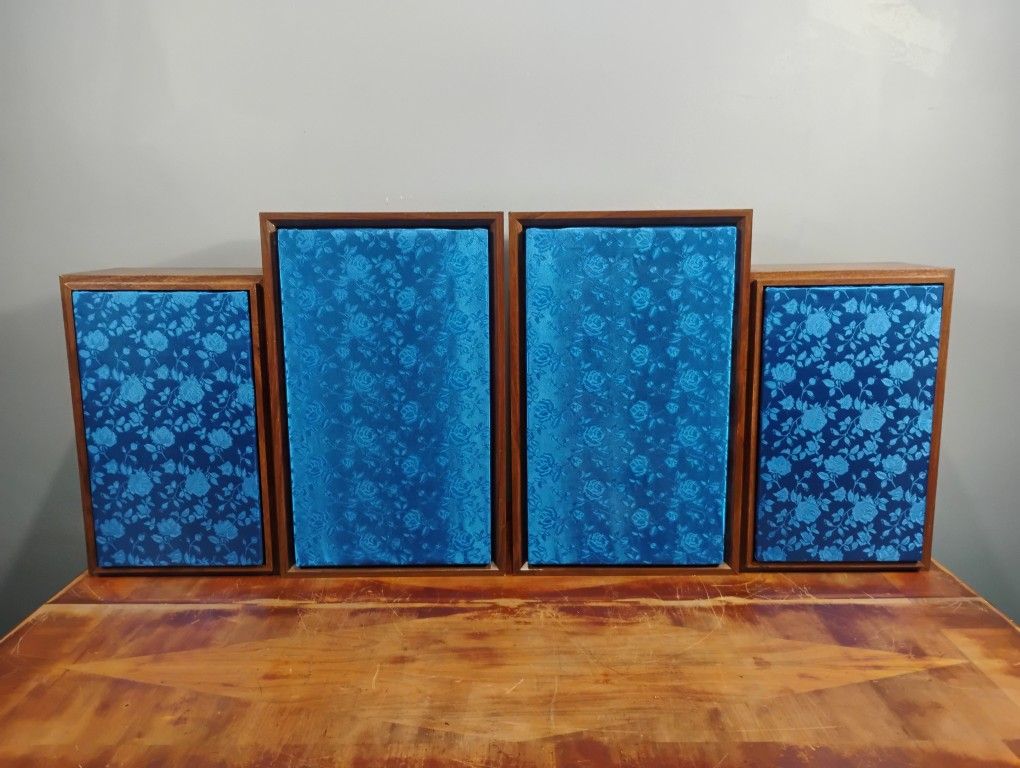 2 Pairs Of Custom Vintage Speakers