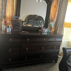 Large Heavy Wood Dresser And Nightstand With LED