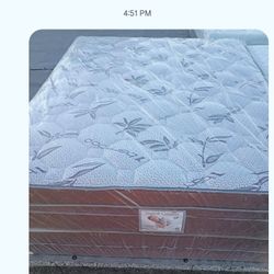 Brand New Queen Size Pillowtop Mattress Included Box Spring Free Delivery 