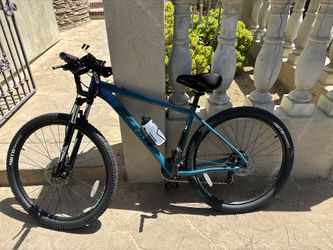 Fuji Nevada 1.9 Blue 29” Mountain Bike