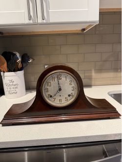 Antique 20’s-30’s Session 8 Day 1/2 Hour Strike Mantle Clock Made In USA