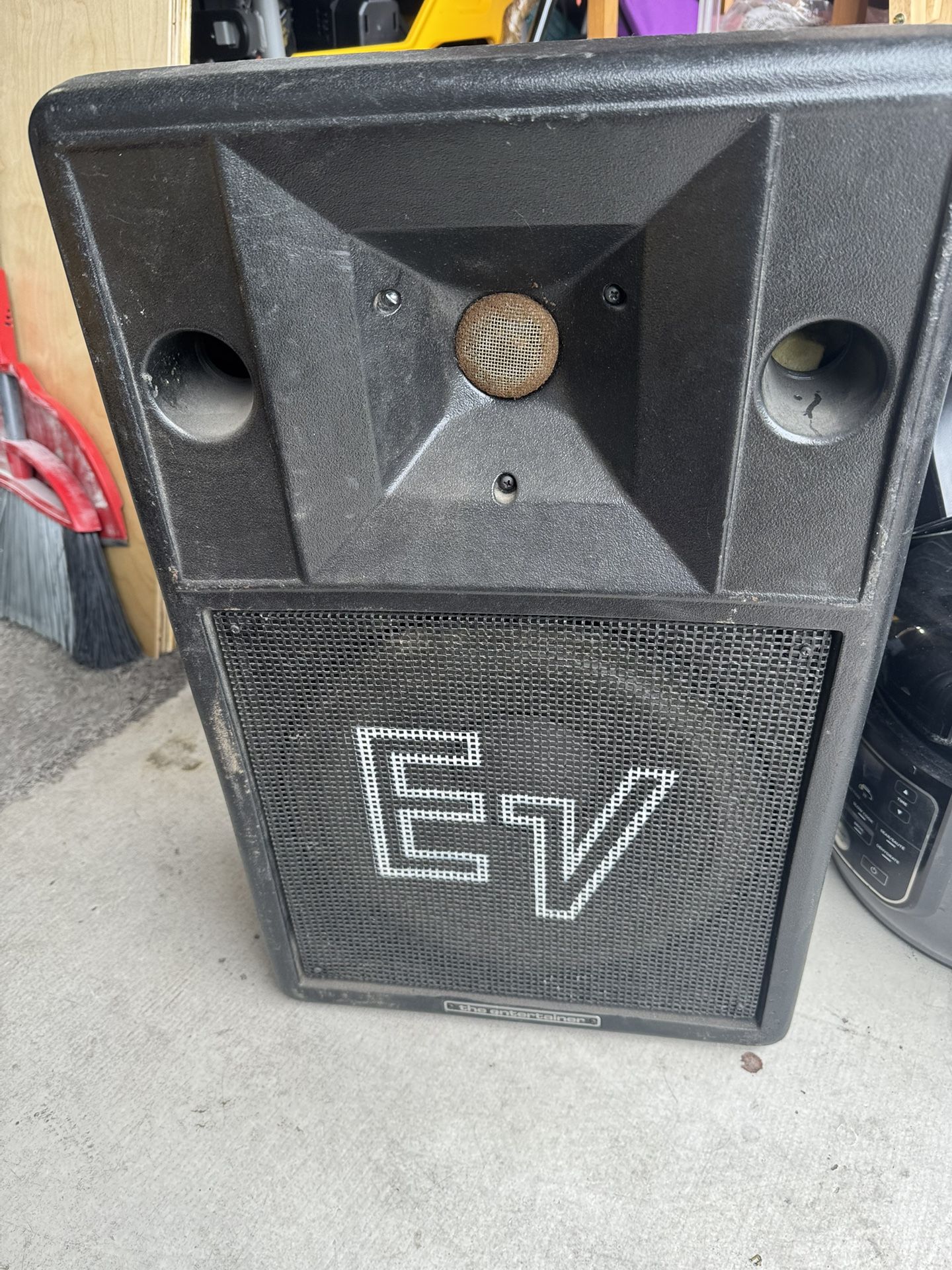 EV Speaker
