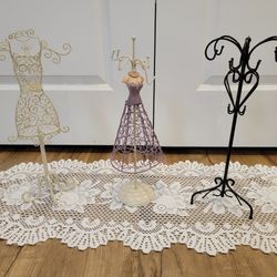 Jewelry Stands for Dressers $15