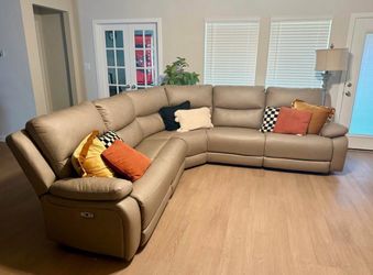 Powered sectional