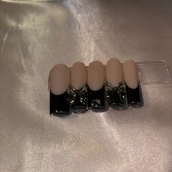 Press-on Nails