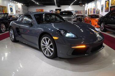 2018 Porsche 718 Cayman