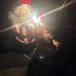 Moving Mr. And Mrs. Santa Claus For Decorations