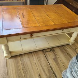 Broyhill Coffee Table W/ Drawer And Shelf 