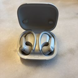 Powerbeats Pro 2 Newish