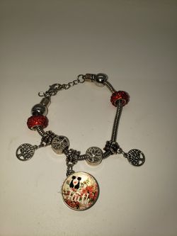 Charm bracelet