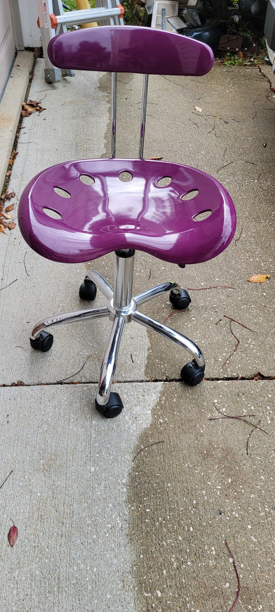 Purple Adjustable Chair