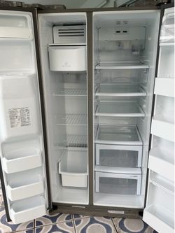 LG refrigerator
