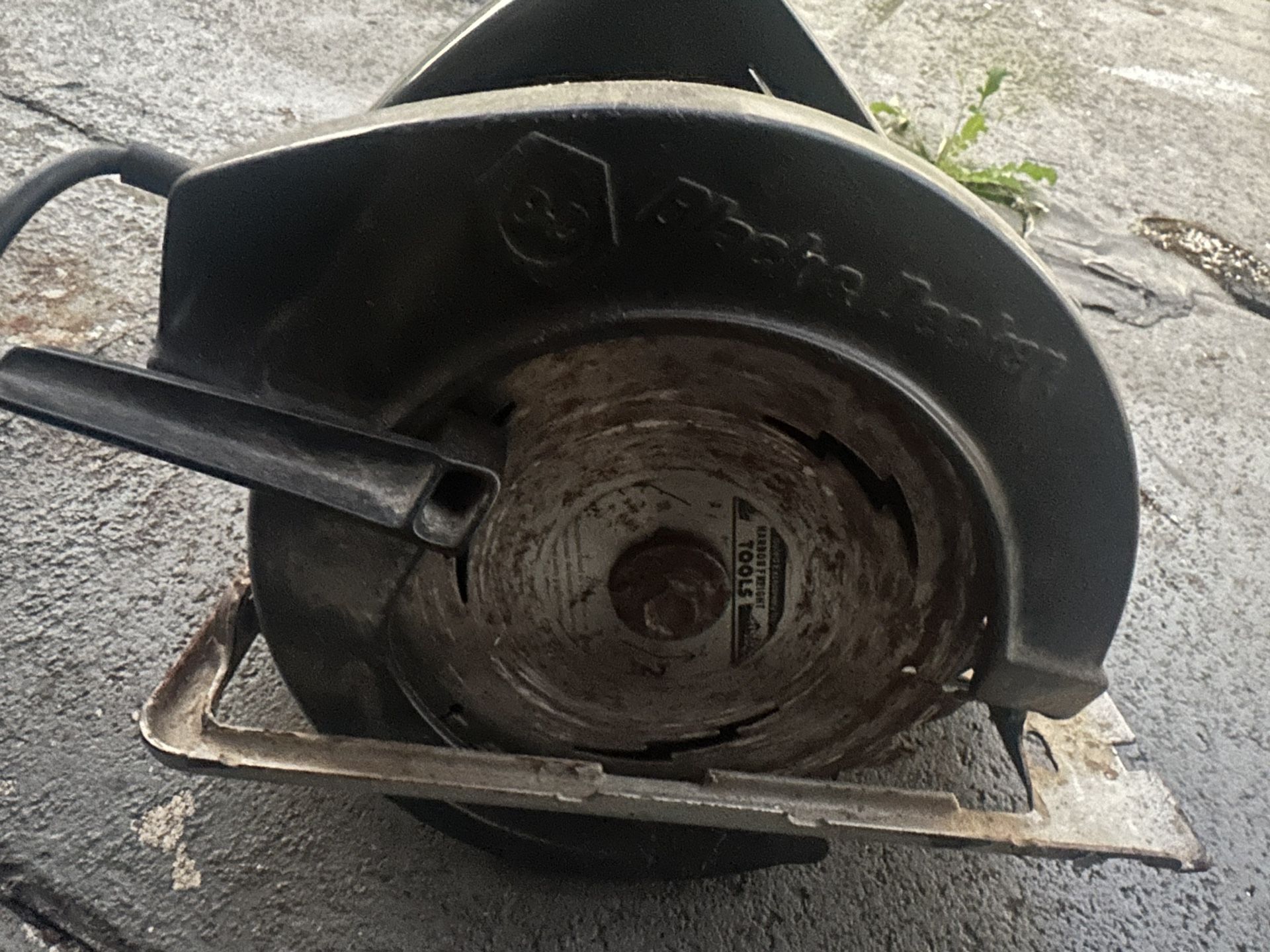 Black & Decker circular saw