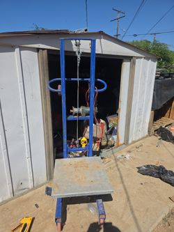 Battery lift