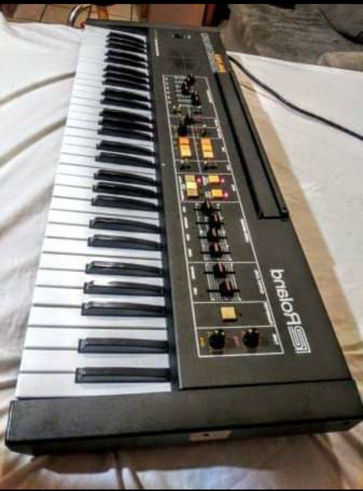 Vintage Roland MIDI Piano ( Keyboard ) in Excellent Condition
