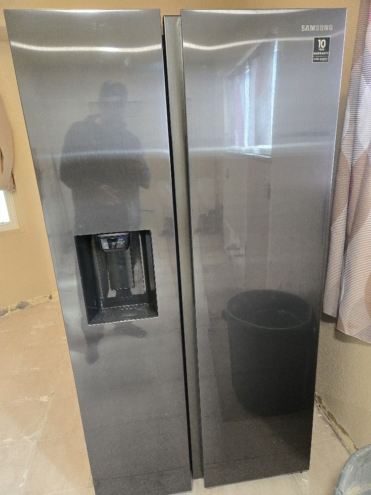 KITCHEN APPLIANCES