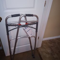 Walker With Adjustable Legs (Brand New)