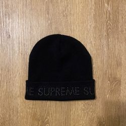 SUPREME BEADED BEANIE 