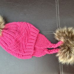 Baby Girl Winter Hat - Like new - Pink beanie 