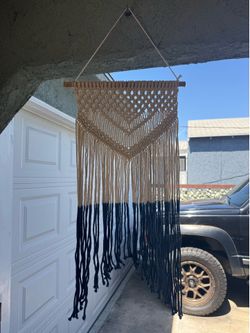 MACRAME HANGING DECOR