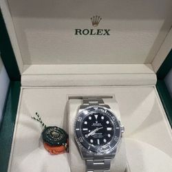Rolex Submariner 124060 Silver Oyster Bracelet with Black Bezel