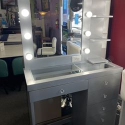 Grayor Black Vanity w/Lights and Drawers and 1 Shelf (Included a Free Stool White or Black)