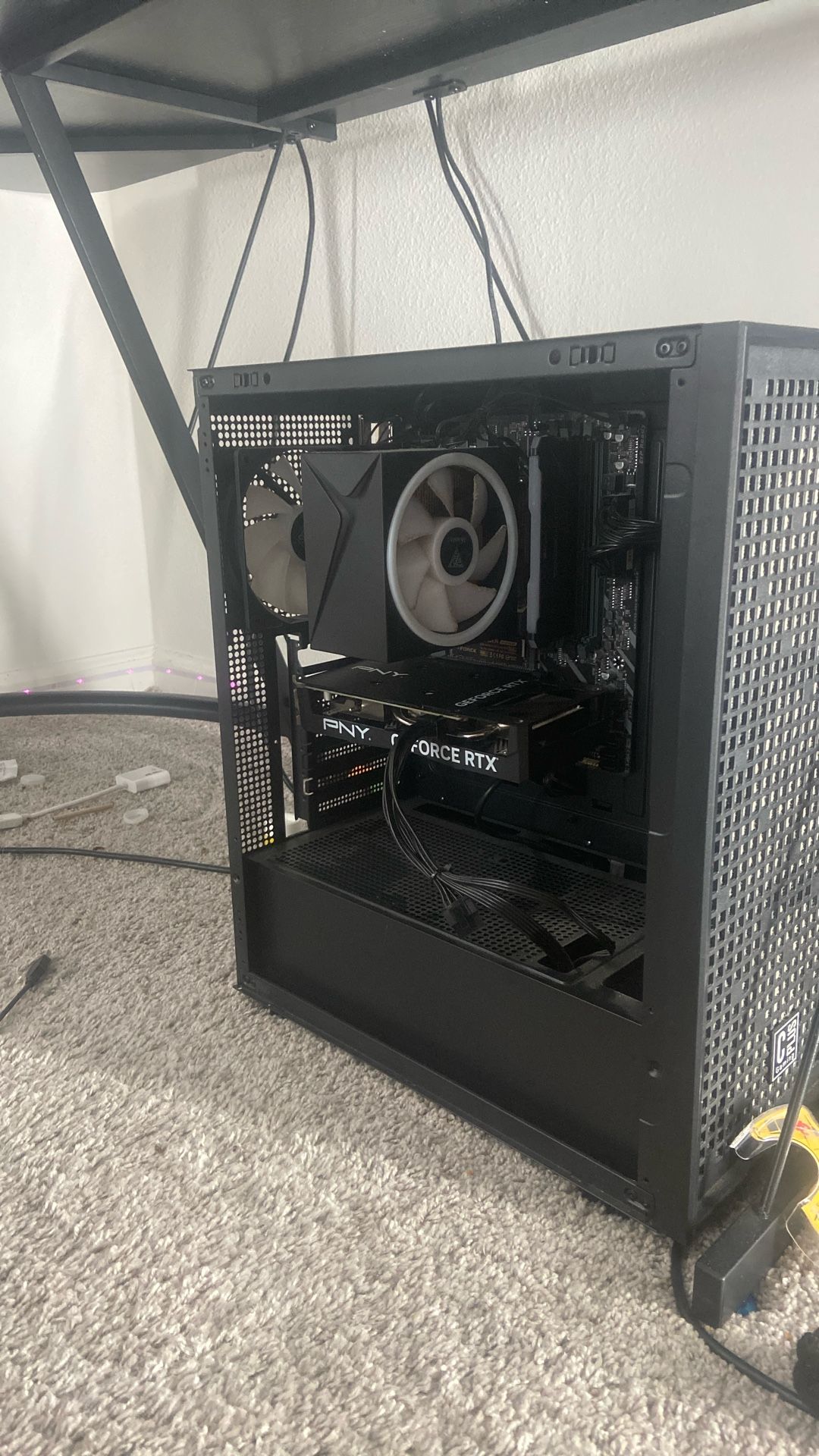 Working Prebuilt Pc. Needs Windows