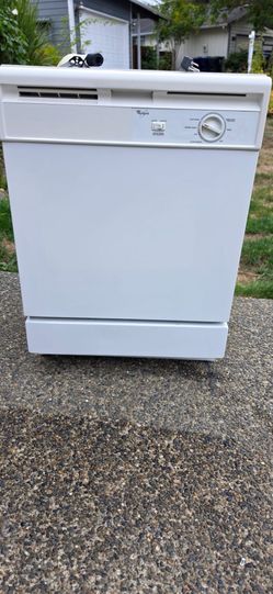 Whirlpool dishwasher 24w) I Can Help You With Free Delivery Within 10 miles distance