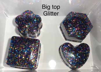 Epoxy glitter trinket boxes