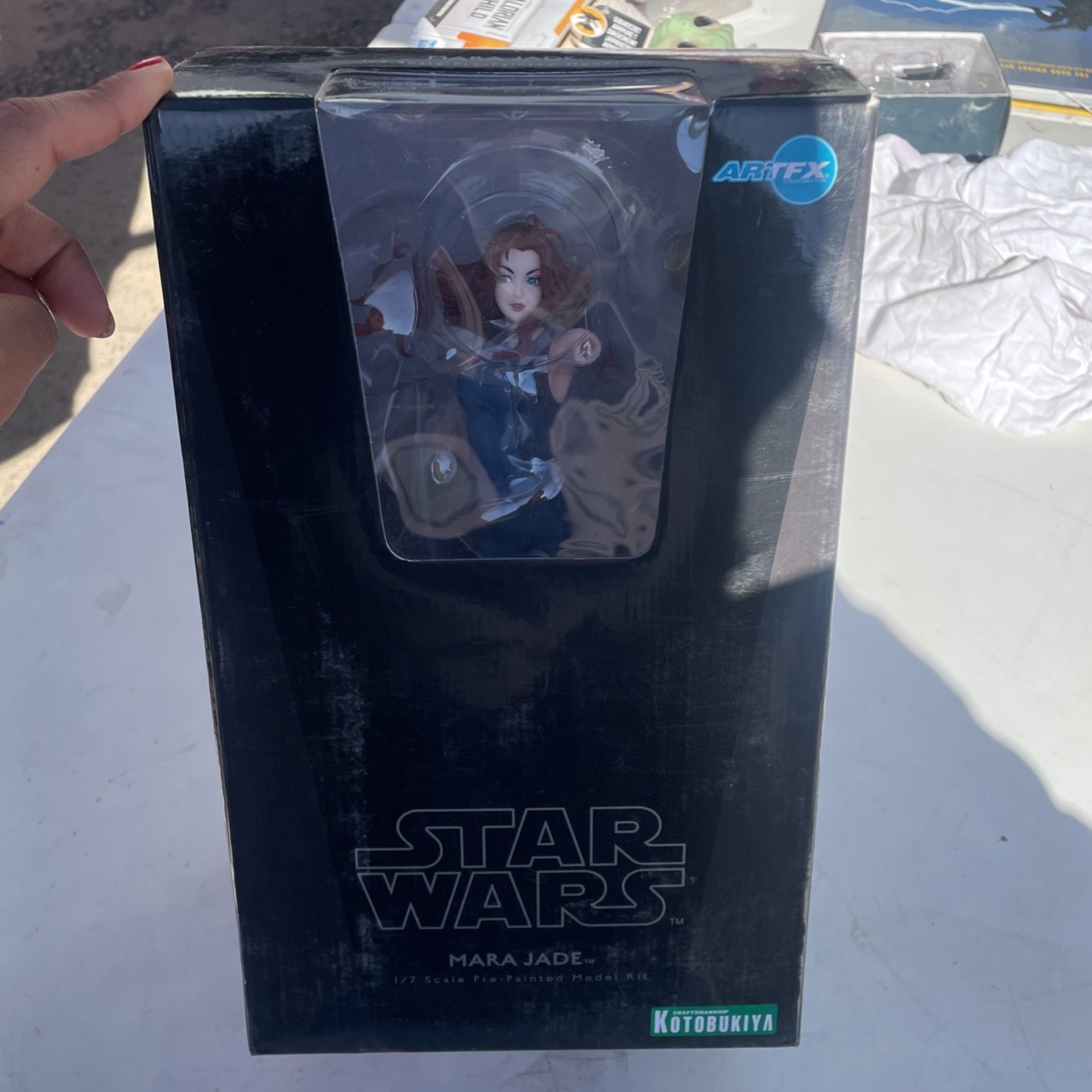 Kotobukiya ArtFX+ Star Wars Mara Jade Bishoujo 1/7 Scale Statue