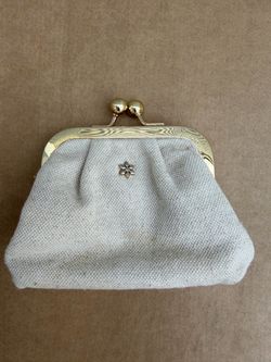 Vintage Ivory Fabric Coin Purse Gold Tone Kiss Lock Floral Accent