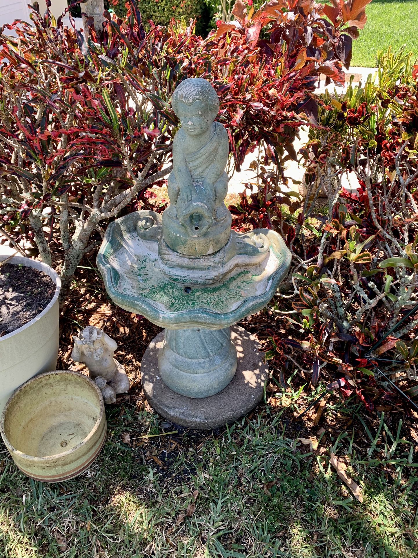 Preowned concrete fountain bird bath