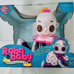 COLLECTOR  Robo Baby Interactive Child 2001 by Tiger Electronics/Hasbro NIB
