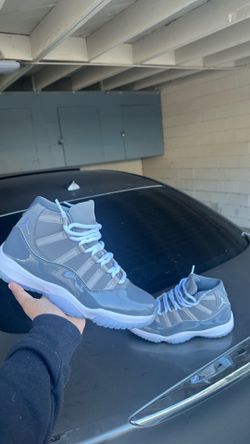 Cool greys 11’s