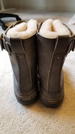 Sorel 1964 Reserve Shearling Insulated Waterproof Men's 8 Brand new