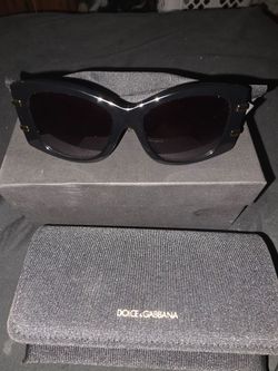 Dolce & Gabbana DG Griffe Sunglasses – Black – Original Box & Accessories