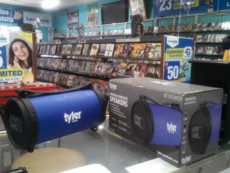 Portátil bosina forrada de cuero azul