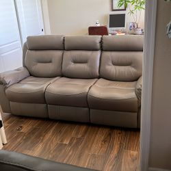 Recliner couch