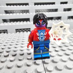 Spider-India Minifigure Spiderman Across The Spiderverse Minifigures 