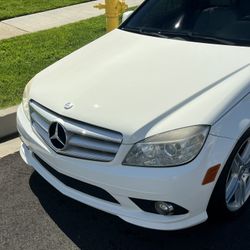 2010 Mercedes-Benz C-Class