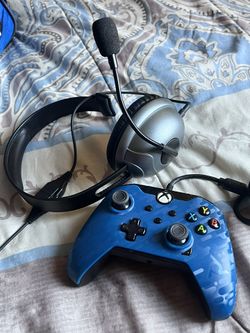 X Box Series/s Remote With Head Set