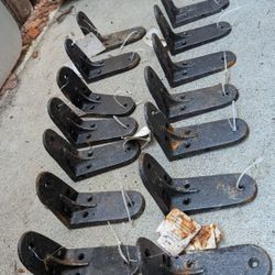 12) L Bracket Shelf Arms Industrial Distressed Rustic Hardware From Hobby Lobby Metal Hanger Hangers Conduit 