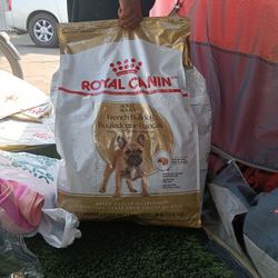 Royal Canin 30LBS 